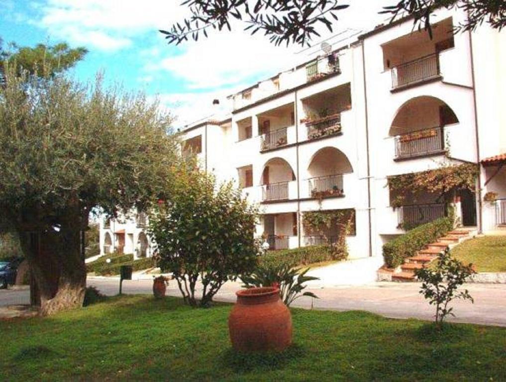 Residence L'Uliveto Gioiosa Marea Exterior foto